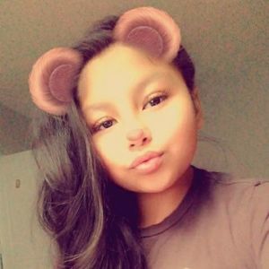 Meet your Posher, Anahi